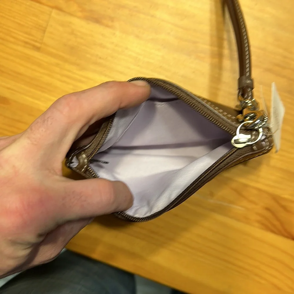 Brown coach wristlet NWT - Picture 2 of 2